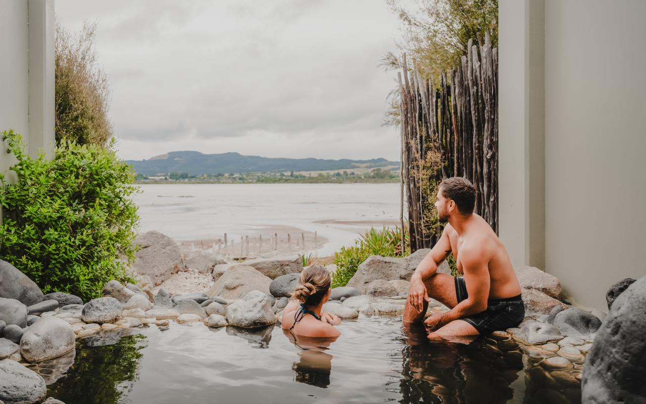 Lake View Private Pool - Photo 1 of 3